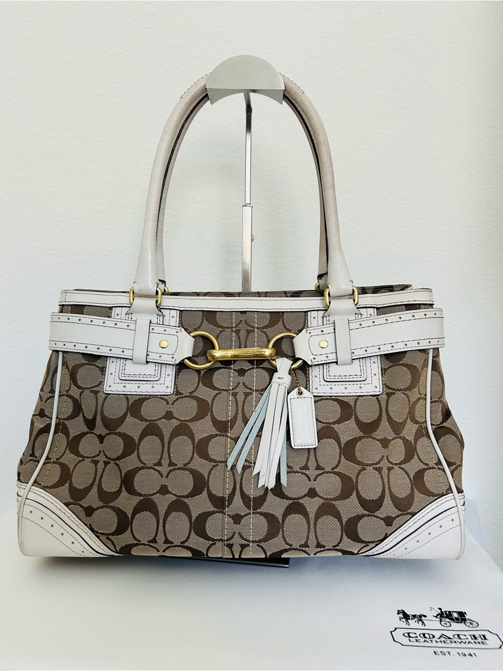 🤎Coach Signature🤍Canvas Satchel in Brown and White